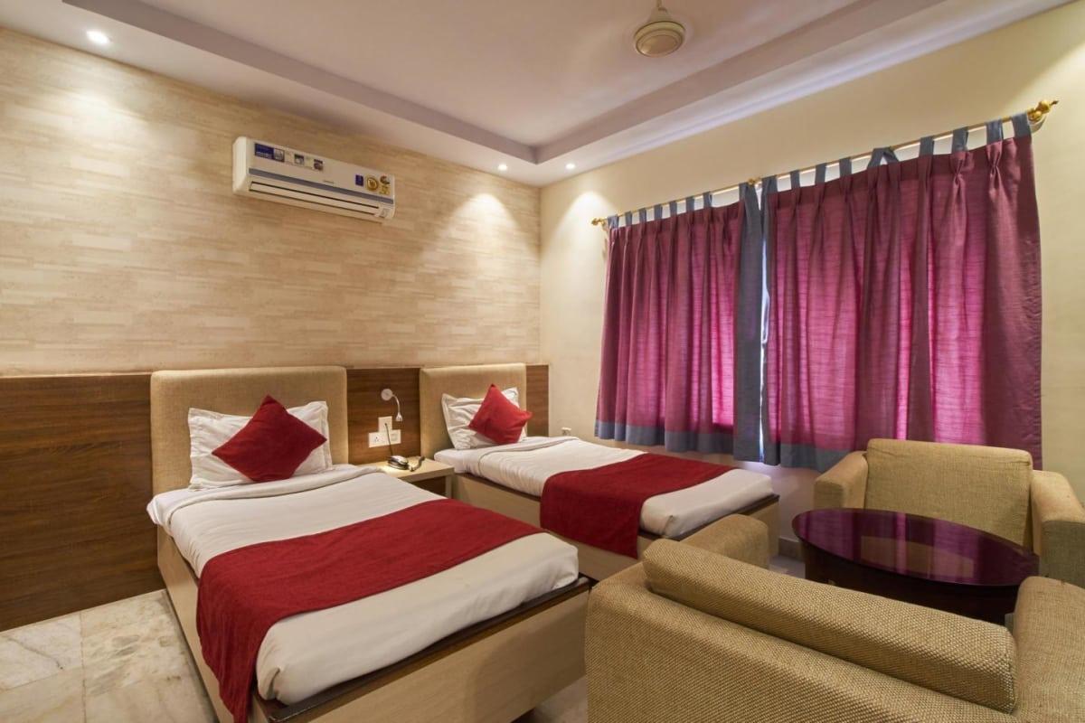 Pallavi International Калькутта Экстерьер фото